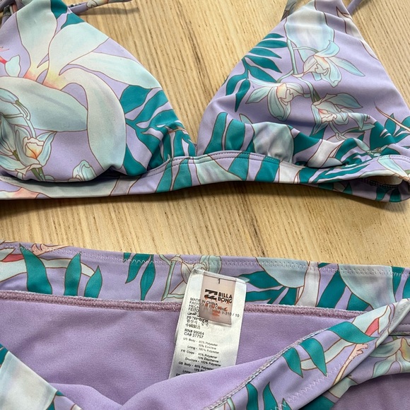 Billabong bikini - Picture 2 of 2